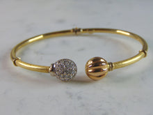 Load image into Gallery viewer, Womens Vintage Estate 18K Yellow Gold Cuff Bracelet 6.9g E837