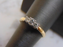 Load image into Gallery viewer, Women&#39;s Vintage Estate 14K Yellow Gold Diamond Ring w/ Platinum, 3.4g E849