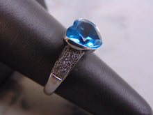 Load image into Gallery viewer, Womens Vintage Estate 14K White Gold Topaz &amp; Diamond Heart Ring 4.9g E859