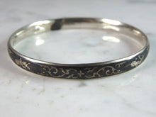 Load image into Gallery viewer, Womens Vintage Estate Sterling Silver Siam Bangle Bracelet 11g E876