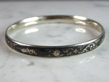 Load image into Gallery viewer, Womens Vintage Estate Sterling Silver Siam Bangle Bracelet 11g E876