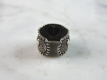 Load image into Gallery viewer, Womens Vintage Estate Sterling Silver Heart Ear Cuff Earring 1g E934