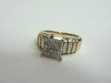 Load image into Gallery viewer, Vintage Estate 10K Yellow Gold &amp; Diamond Cluster Ring 8.8g E3597