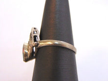 Load image into Gallery viewer, Womens Vintage Estate Sterling Silver Southwestern, Native American Zuni Ring 4.0g E1584