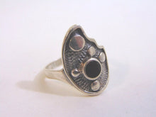 Load image into Gallery viewer, Womens Vintage Estate Sterling Silver Modern Abstract Onyx ? Ring 4.7g E2080