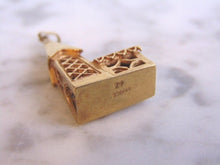 Load image into Gallery viewer, Womens Vintage Estate 9k Gold Cottage Charm Pendant 4.8g E2484