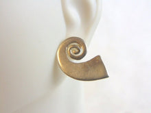 Load image into Gallery viewer, Womens Vintage Estate .950 Sterling Silver Spiral Earrings 3.6g E2877