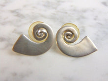 Load image into Gallery viewer, Womens Vintage Estate .950 Sterling Silver Spiral Earrings 3.6g E2877