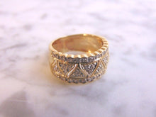 Load image into Gallery viewer, Womens 14K Yellow Gold Diamond Ring 4.7g E3842