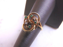 Load image into Gallery viewer, Womens Vintage Estate 14K Yellow Gold Diamond Emerald Ring 3.8g E3545
