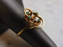 Load image into Gallery viewer, Womens Vintage Estate 14K Yellow Gold Diamond Emerald Ring 3.8g E3545