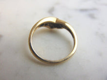 Load image into Gallery viewer, Womens Vintage Estate 10K Yellow Gold Diamond Ring 2.5g E3555