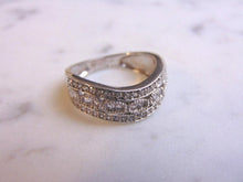 Load image into Gallery viewer, Womens Vintage Estate 18k White Gold Diamond Ring 5.4g  E3525