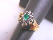 Load image into Gallery viewer, Womens Vintage Estate 14K Yellow Gold Emerald &amp; Diamond Ring 4.7g #E3527
