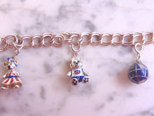 Load image into Gallery viewer, Womens Vintage Sterling Silver Charm Bracelet made in Italy, 22.1g #E4111