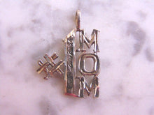 Load image into Gallery viewer, Womens Vintage Estate Sterling Silver "#1 MOM" Pendant 1.6g E4127