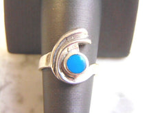 Load image into Gallery viewer, Womens Vintage Estate Sterling Silver Modernist Turquoise Ring 5.8g E4135