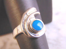 Load image into Gallery viewer, Womens Vintage Estate Sterling Silver Modernist Turquoise Ring 5.8g E4135