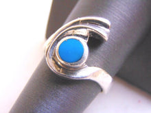 Load image into Gallery viewer, Womens Vintage Estate Sterling Silver Modernist Turquoise Ring 5.8g E4135