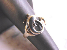 Load image into Gallery viewer, Womens Vintage Estate Sterling Silver Dolphin Ring 6.4g E4140