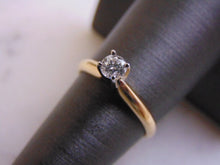 Load image into Gallery viewer, Womens Vintage Estate 14k Gold Solitaire Diamond Engagement Ring 2.6g E2501