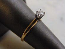 Load image into Gallery viewer, Womens Vintage Estate 14k Gold Solitaire Diamond Engagement Ring 2.6g E2501