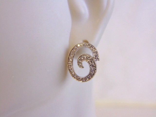 Womens  Vintage Estate Sterling Silver Earrings 1.7g #E4242