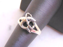 Load image into Gallery viewer, Womens Vintage Estate Sterling Silver Dolphin Ring 2.7g E4141