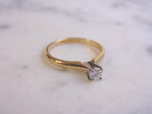 Load image into Gallery viewer, Womens Vintage Estate 14k Gold Solitaire Diamond Engagement Ring 2.6g E2501