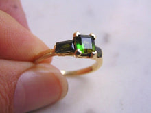 Load image into Gallery viewer, Womens Vintage Estate 14K Gold Emerald Diopside Ring 2.4g E2980