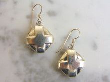 Load image into Gallery viewer, Womens Vintage Estate Sterling Silver Earrings 4.8g #E4453