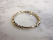 Load image into Gallery viewer, Womens Vintage Estate Sterling Silver Ring 2.1g E4487