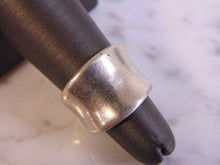 Load image into Gallery viewer, Womens Vintage Estate Sterling Silver Modernist Ring 7.9g E4529