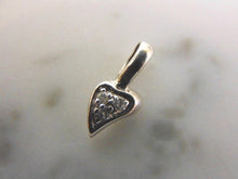 Load image into Gallery viewer, Womens Vintage Estate Sterling Silver Heart Pendant 0.7g E4547