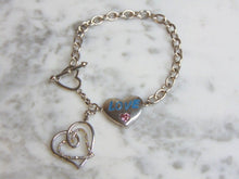 Load image into Gallery viewer, Womens Vintage Estate Sterling Silver Heart Charm Bracelet 12.5g E4602