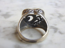 Load image into Gallery viewer, Womens Vintage Estate Sterling Silver Heart Ring 6.4g E4685