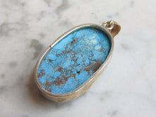 Load image into Gallery viewer, Womens Vintage Estate Sterling Silver Turquoise Stone Pendant 15.2g E4694