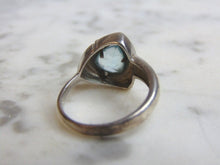 Load image into Gallery viewer, Womens Vintage Estate Sterling Silver Aquamarine Stone Ring 4.7g E4718
