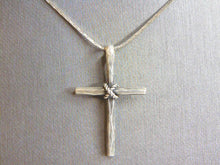 Load image into Gallery viewer, Womens Vintage Estate Sterling Silver Necklace w/ Cross Pendant 4.5g E4897
