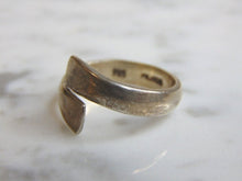 Load image into Gallery viewer, Womens Vintage Estate Sterling Silver Modernist Ring 5.3g E4904