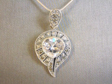 Load image into Gallery viewer, Womens Vintage Estate CZ Stone Pendant W/ Necklace 9.6g E4440