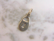 Load image into Gallery viewer, Womens Vintage Estate Sterling Silver Lock Pendant 0.9g E4459