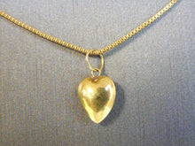 Load image into Gallery viewer, Womens Vintage Estate Sterling Silver Gold Tone Heart Pendant w/ Necklace 2.5g E4535