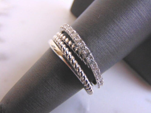 Womens 14K White Gold Diamond Ring 6.0g E3516