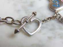 Load image into Gallery viewer, Womens Vintage Estate Sterling Silver Heart Charm Bracelet 12.5g E4602