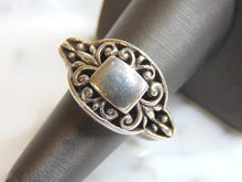 Load image into Gallery viewer, Womens Vintage Estate Sterling Silver Filigree Ring 10.2g E5111