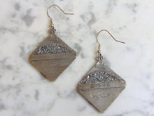 Load image into Gallery viewer, Womens Vintage Estate Sterling Silver Dangle Earrings 13g #E4676