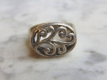 Load image into Gallery viewer, Womens Vintage Estate Sterling Silver Ring 7.0g E4746