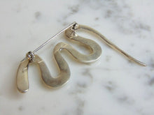 Load image into Gallery viewer, Vintage Estate Women&#39;s Sterling Silver Modernist Brooch 13.5g E5213