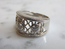 Load image into Gallery viewer, Womens Vintage Estate Sterling Silver CZ Stones Ring 5.6g E4849